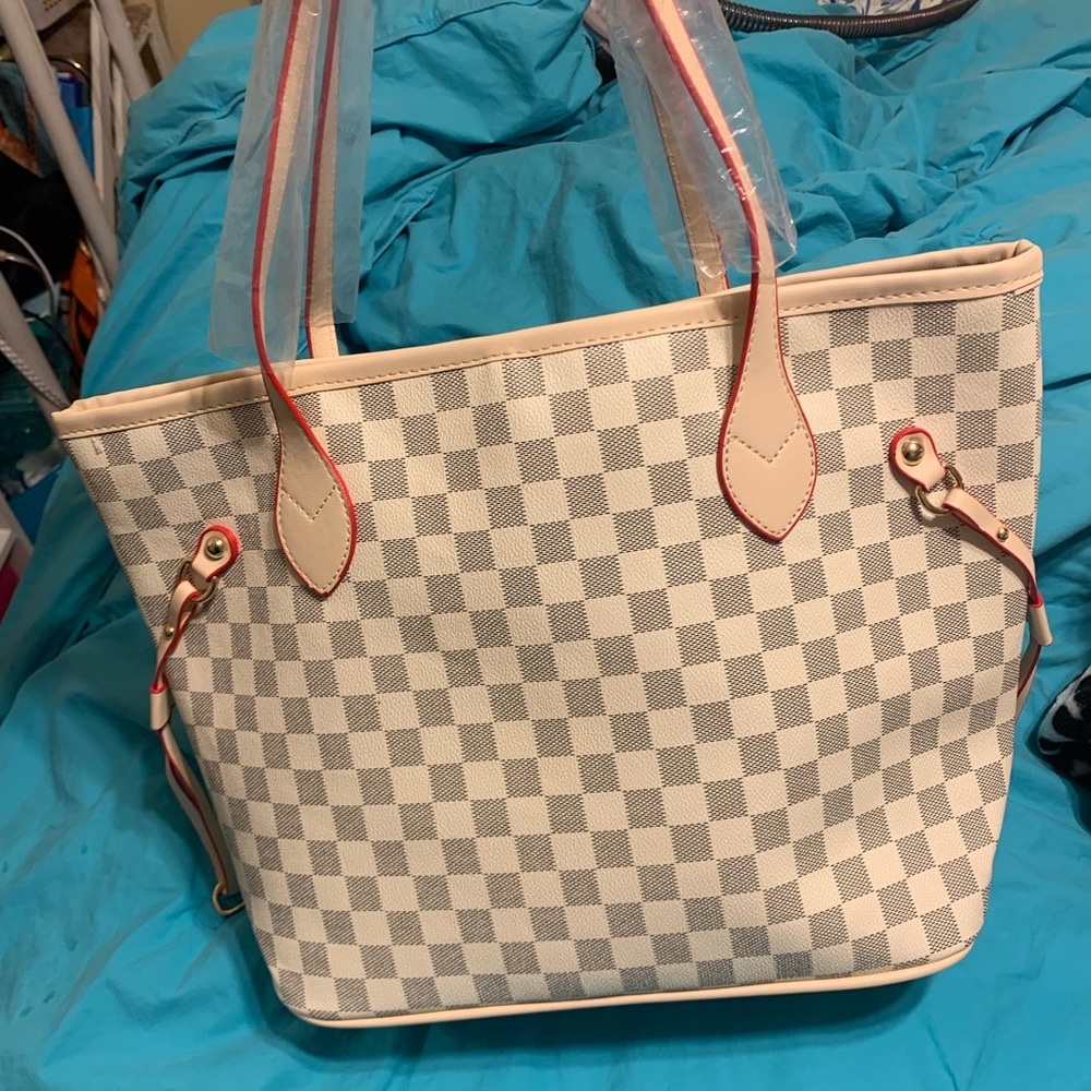 Brand new checkered bag